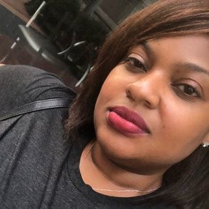 Meet your Posher, Valene